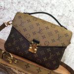 Louis Vuitton Pochette Metis M41465 Coffee